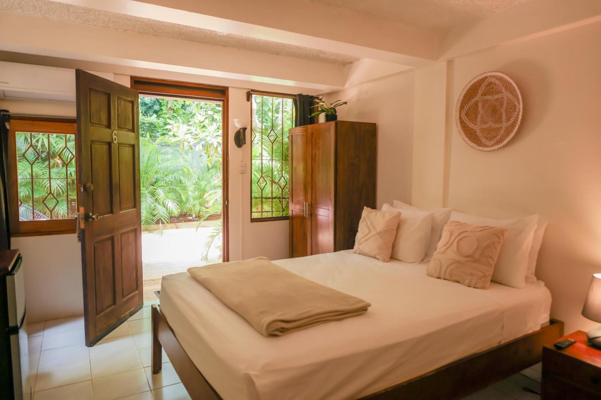 Hotel Villa Del Sol Coco Bagian luar foto