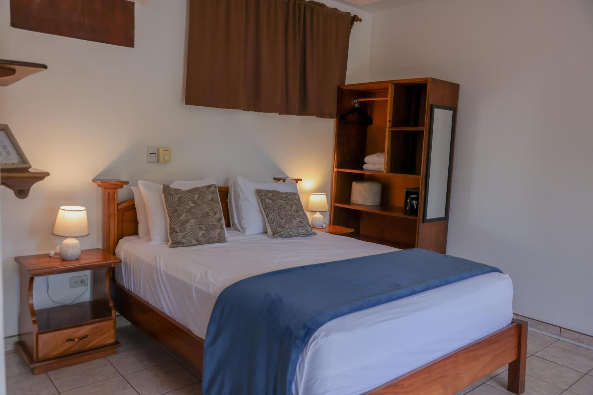 Hotel Villa Del Sol Coco Bagian luar foto